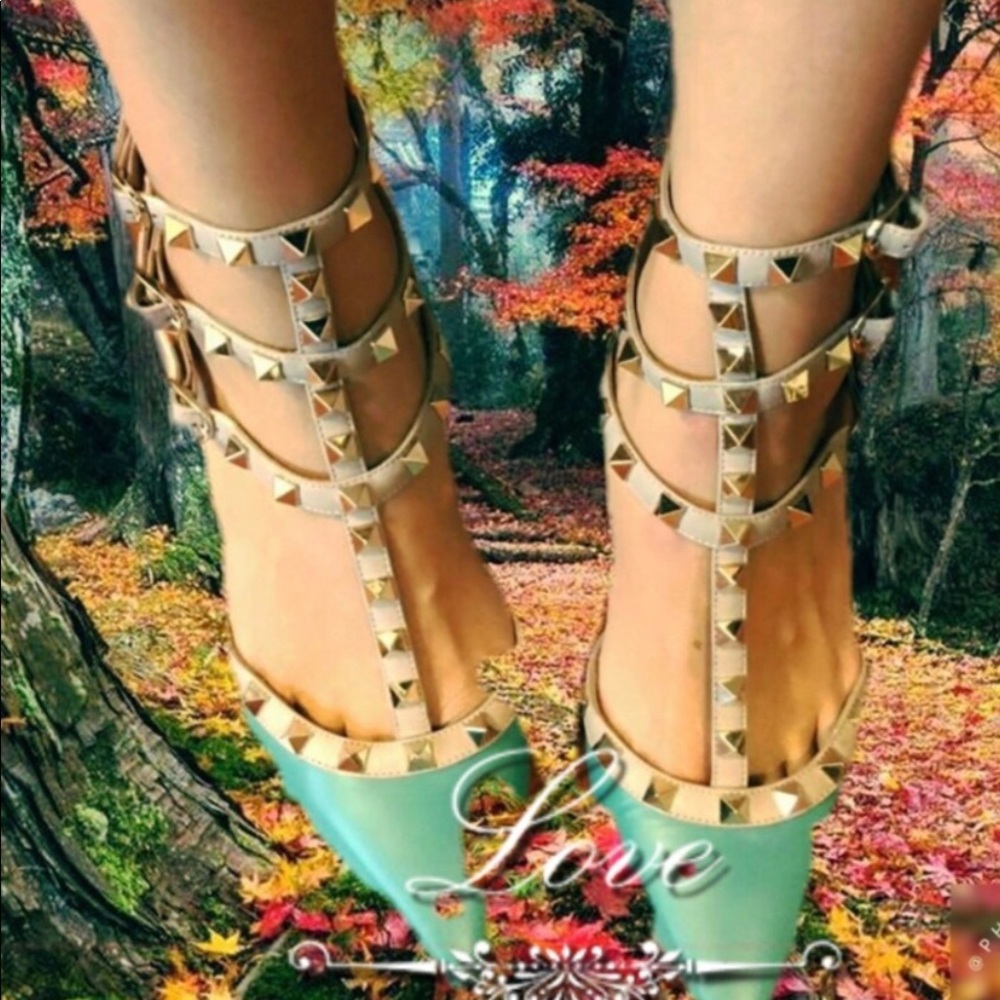 Valentino Rockstud Mid Heel Ankle strap pumps